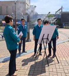 Ϻ õ ν    .
