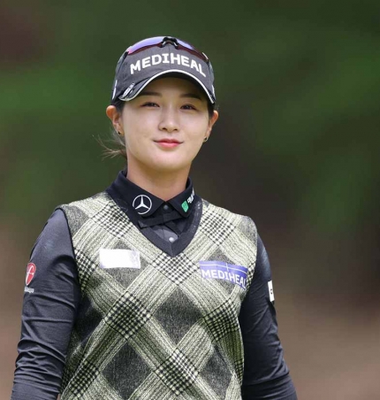 , JLPGA  ȸ  KLPGA ̵ Ʈ ȹ.
