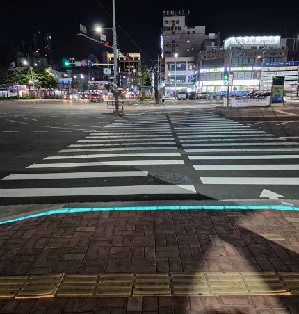 인천시, 보행자 안전 강화 … 스마트 횡단보도 설치 확대.